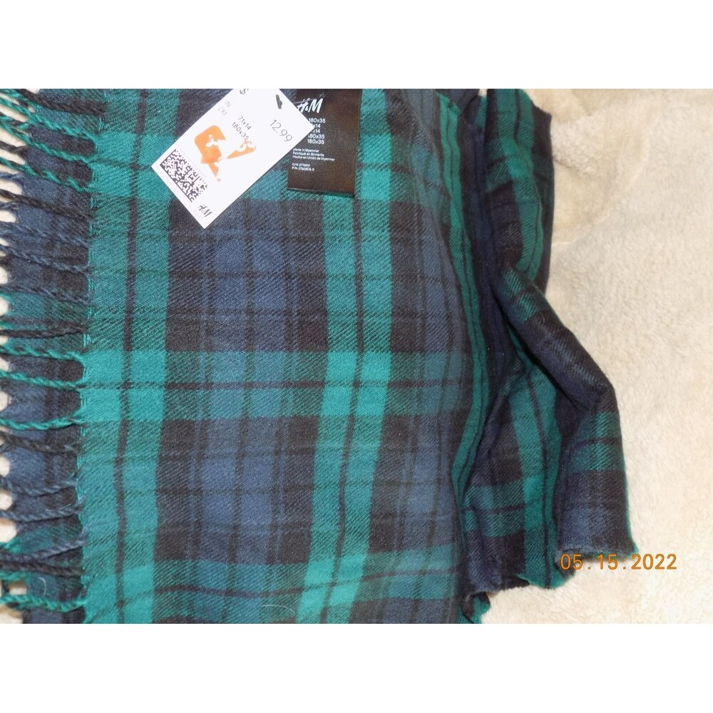 New H&M Plaid scarf